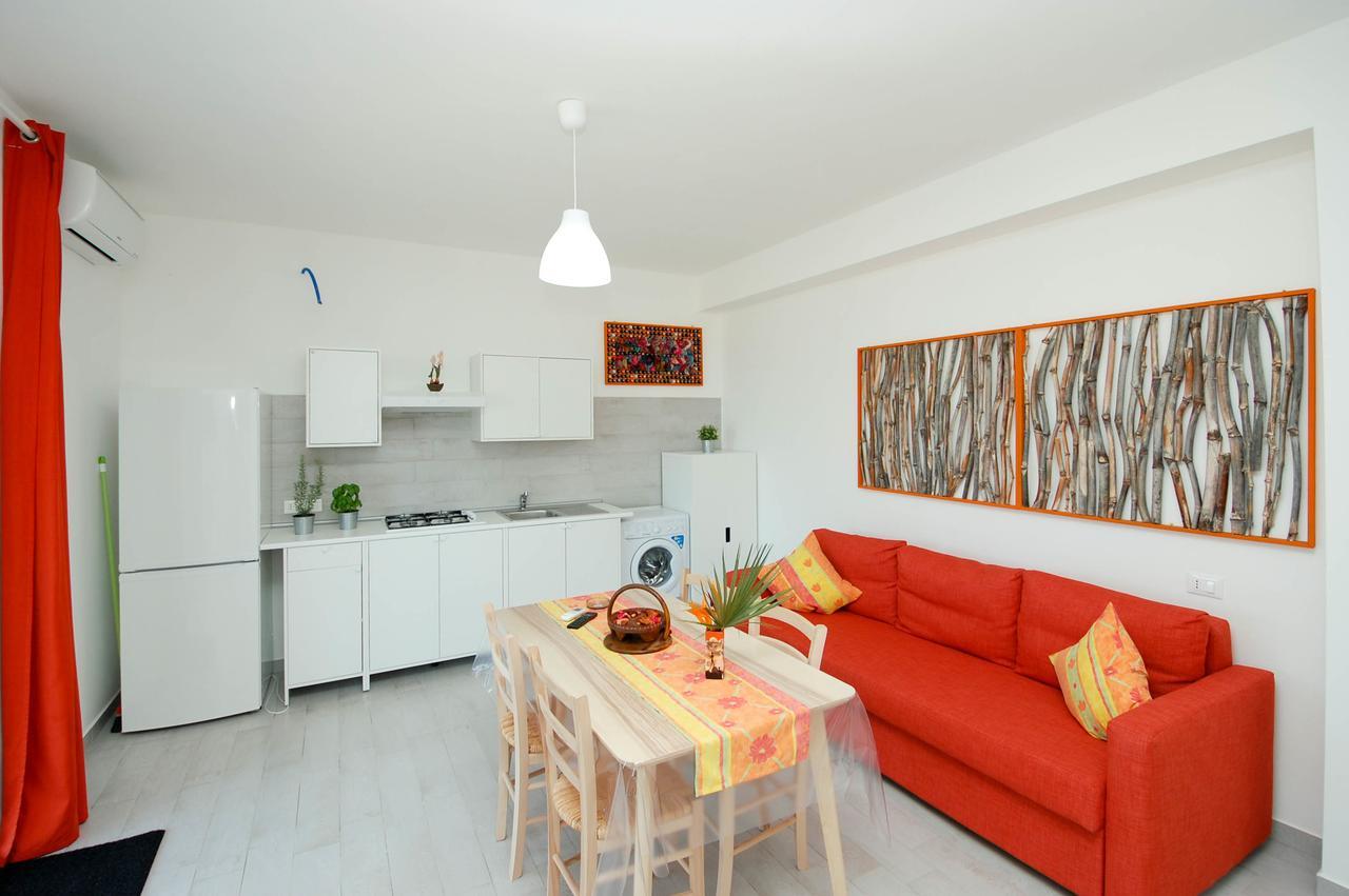 Villa Barbara...A 100 Passi Dal Mare!!!! Lascari Dış mekan fotoğraf